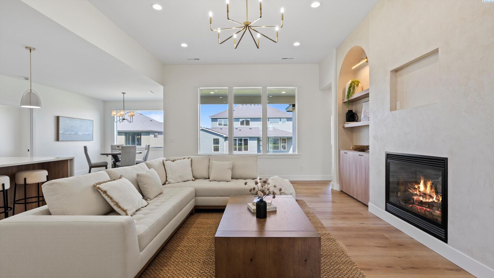 Property Photo: 3776 Boxberger St WA 99352