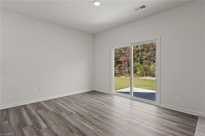 Property Photo: 997 Riverbank Drive NC 27284