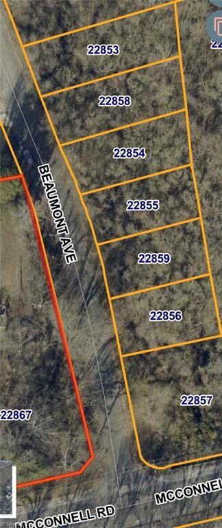 Property Photo:  1007 Beaumont Avenue  NC 27401 
