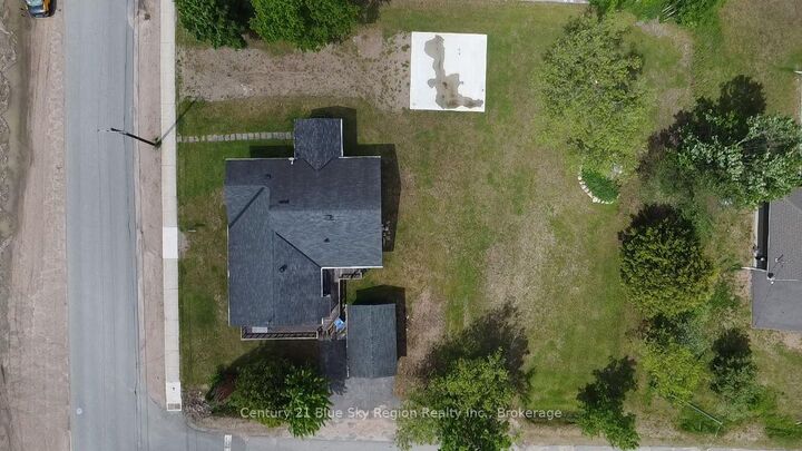 Property Photo: 391 Mattawan Street ON P0H 1V0