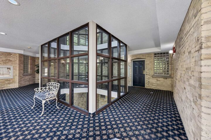 Property Photo: 460 Wellington Street 205 ON N6A 3P8