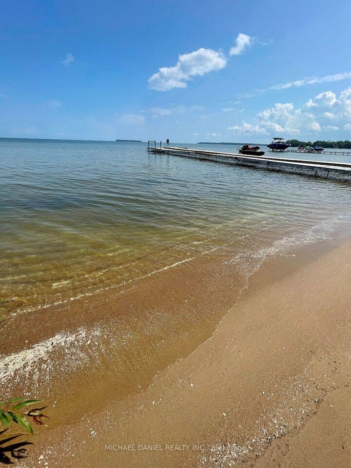 Property Photo: 1727 Cedar Grove Avenue ON L9S 4K9