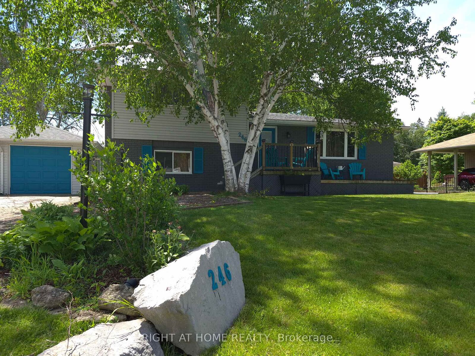 Property Photo: 246 Calford Street ON L0M 1B0