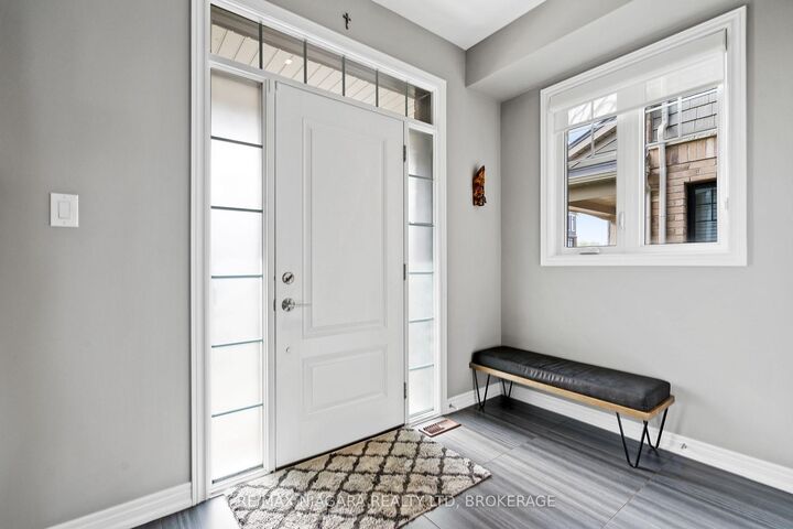 Property Photo: 60 Waterview Lane ON L3M 0H2