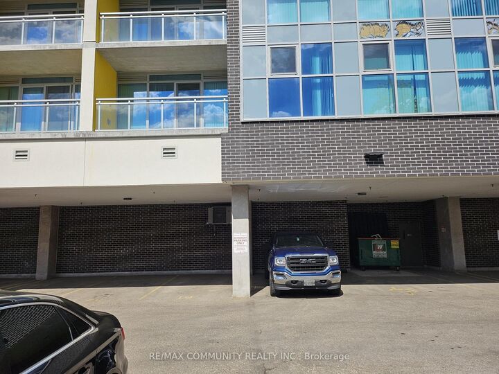 Property Photo: 257 Hemlock Street 316 ON N2L 0K2