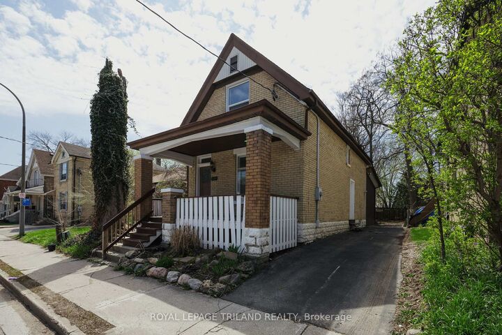 Property Photo: 549 Quebec Street ON N5W 3Y9