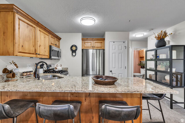 Property Photo: 3537 Fox Run N 704 UT 84310