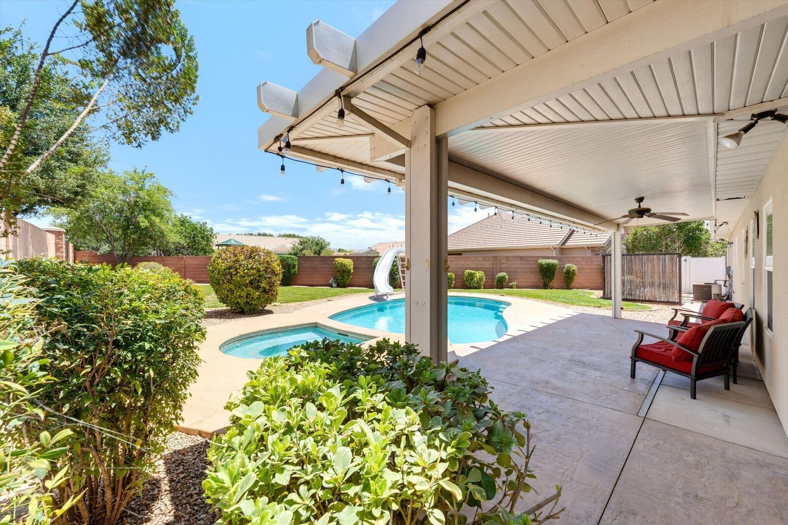 Property Photo:  621 E 940 S  UT 84790 