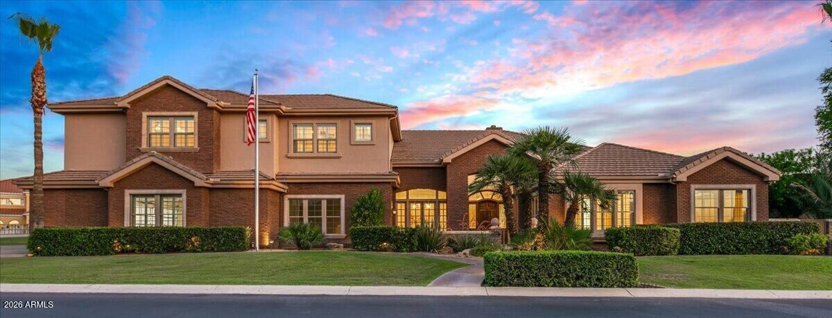 Property Photo:  1465 W Caribbean Lane  AZ 85023 