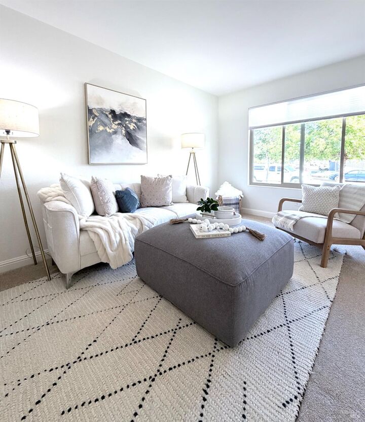 Property Photo: 1332 Garmont Court CA 94928