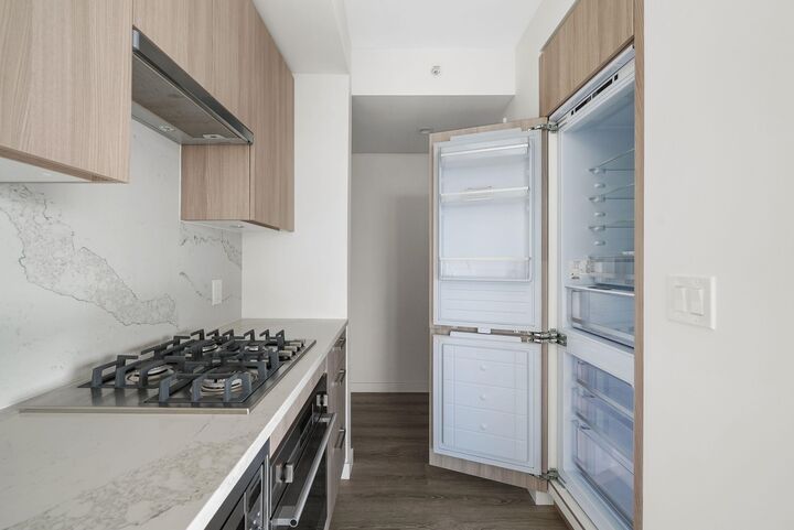Property Photo: 13350 Central Avenue 4306 BC V3T 0S1