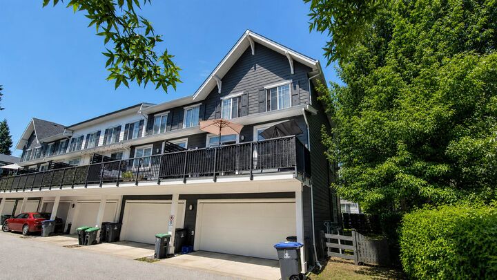 Property Photo: 16357 15 Avenue 8 BC V4A 0C2