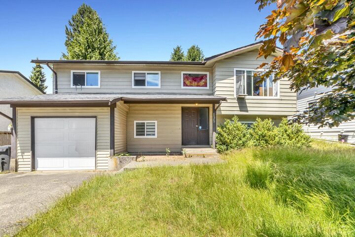 Property Photo: 32317 Adair Avenue BC V2T 4L7