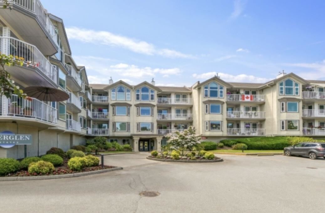 Property Photo: 20600 53A Avenue 205 BC V3A 8C2