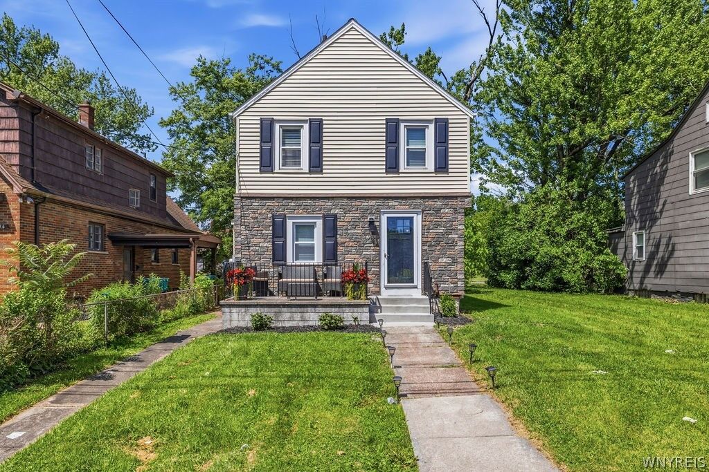 Property Photo: 544 9th Street NY 14301