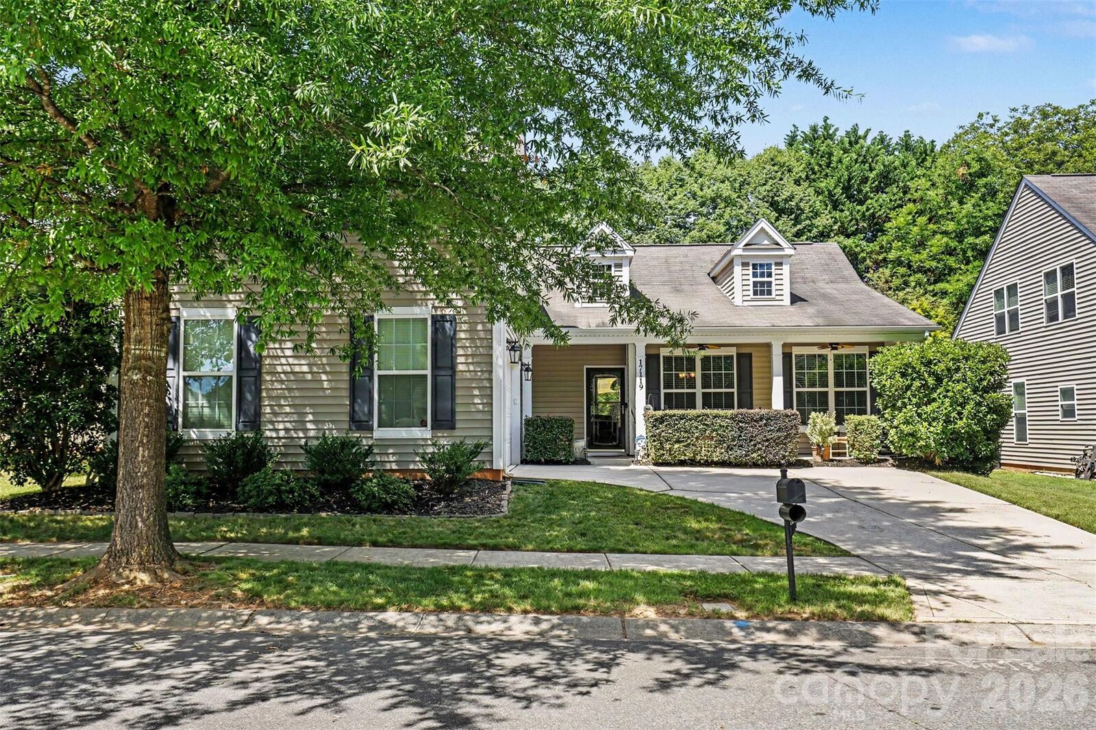 Property Photo:  17119 Caldwell Track Drive  NC 28078 