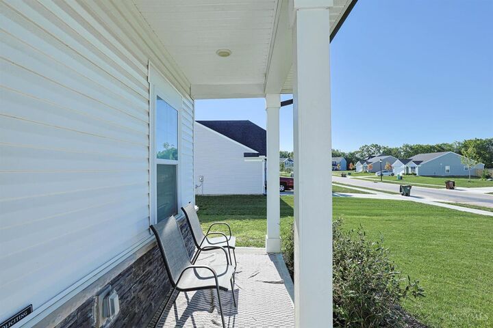 Property Photo:  1502 Knightsbridge Court  OH 45005 