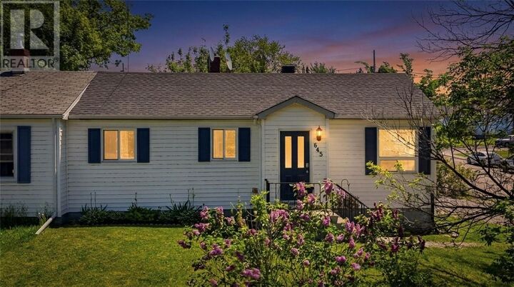 Property Photo:  645 Main Street  ON P3Y 1M6 