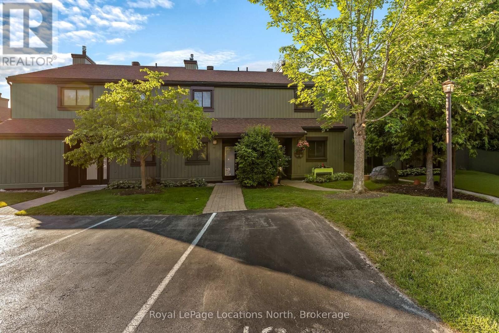Property Photo:  168 Escarpment Crescent 28  ON L9Y 5B4 