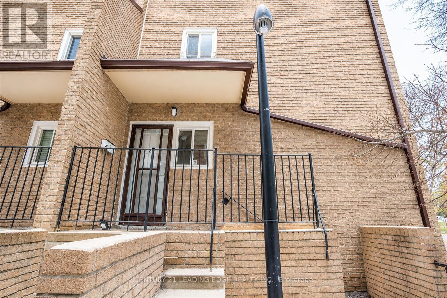 Property Photo: 91 Muir Drive 26 ON M1M 3T7