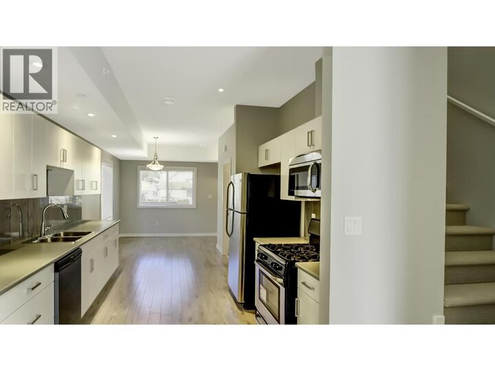 Property Photo: 551 Ellis Street 101 &Amp 102 BC V2A 4M4