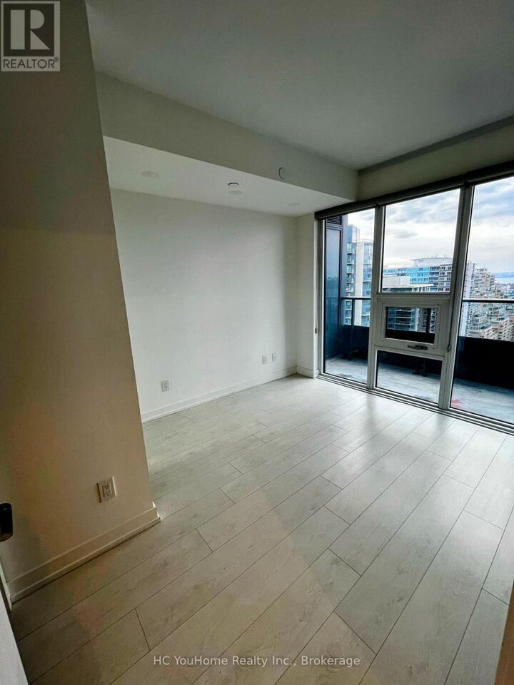 Property Photo:  19 Western Battery Road 2510  ON M6K 0E3 