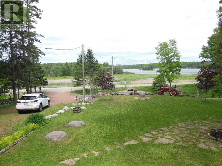Property Photo:  1943 V Line Rd  ON P0R 1J0 