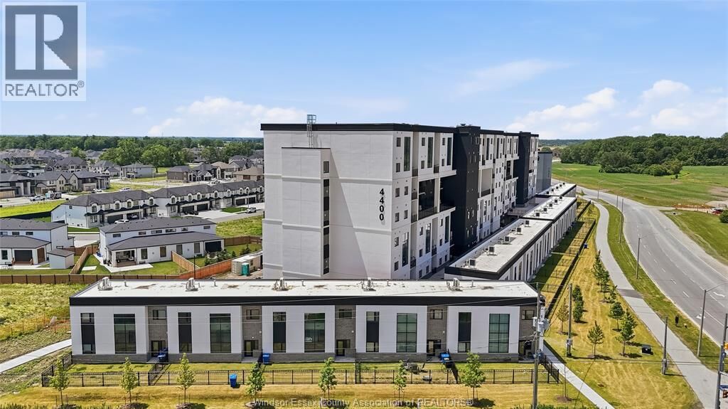 Property Photo:  4400 Laurier Parkway 475  ON N9H 0E1 