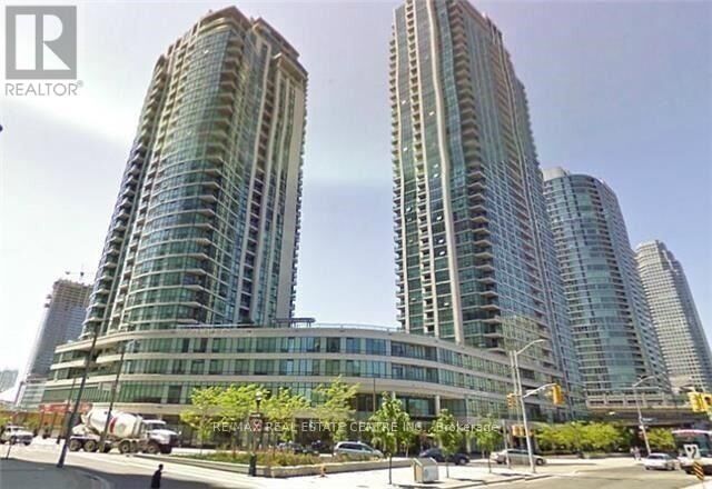 Property Photo: 16 Yonge Street 3102 ON M5E 1R4