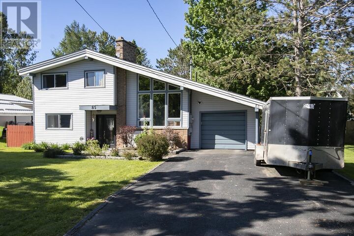 Property Photo:  85 Royal York Blvd  ON P6A 6X3 