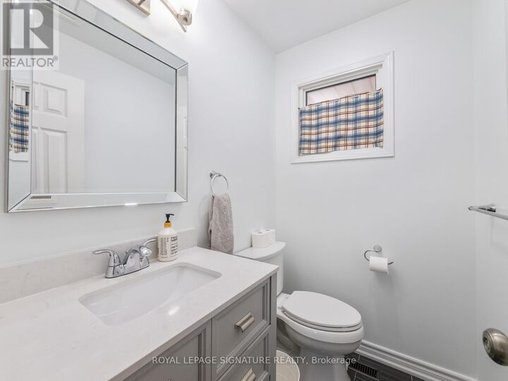Property Photo: 69 Winter Gardens Trail ON M1C 3M8
