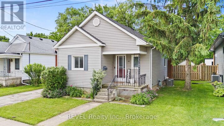 Property Photo:  20 Monck Street  ON L2S 1L6 