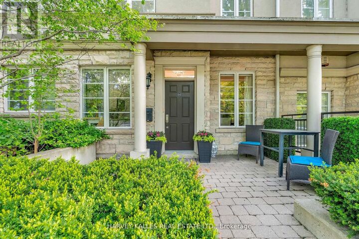 Property Photo:  51 York Mills Road 313  ON M2P 1B6 