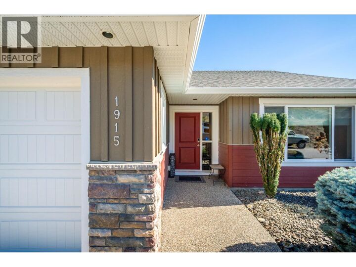Property Photo: 1915 Rosealee Lane BC V1Z 4C7