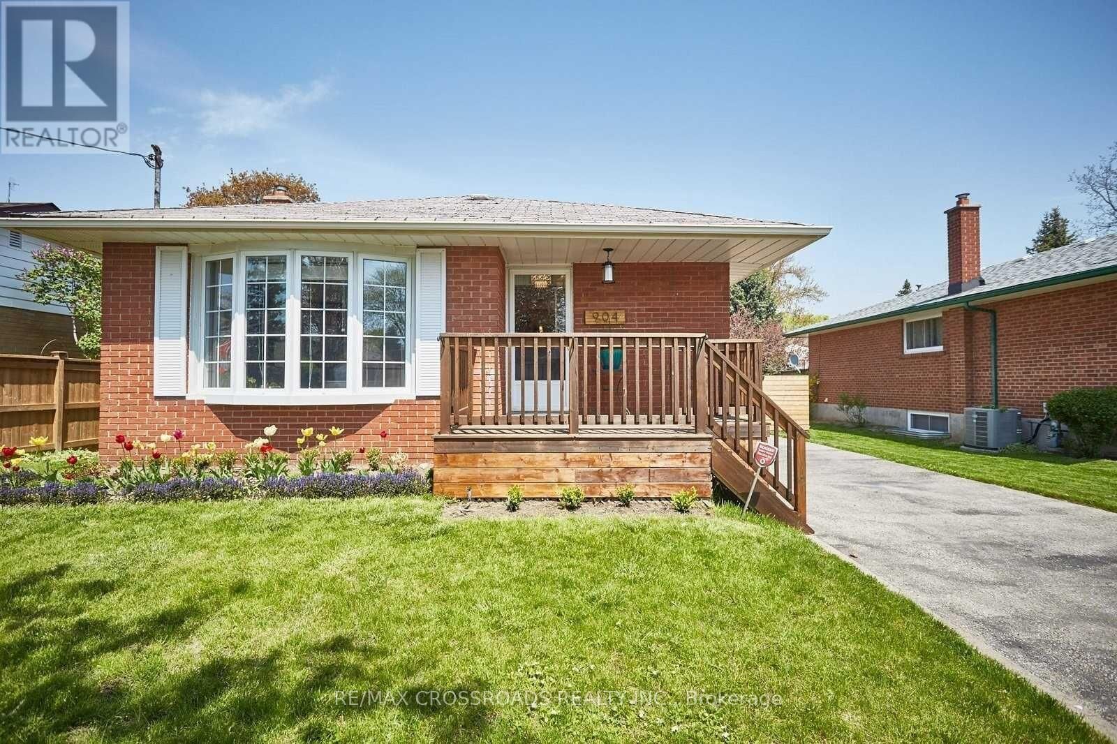 Property Photo:  904 Crocus Crescent Bsmt  ON L1N 2A7 