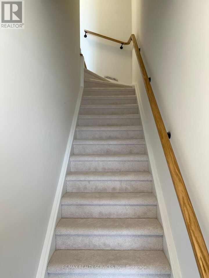 Property Photo:  10 Palace Street C11  ON N2E 0J3 