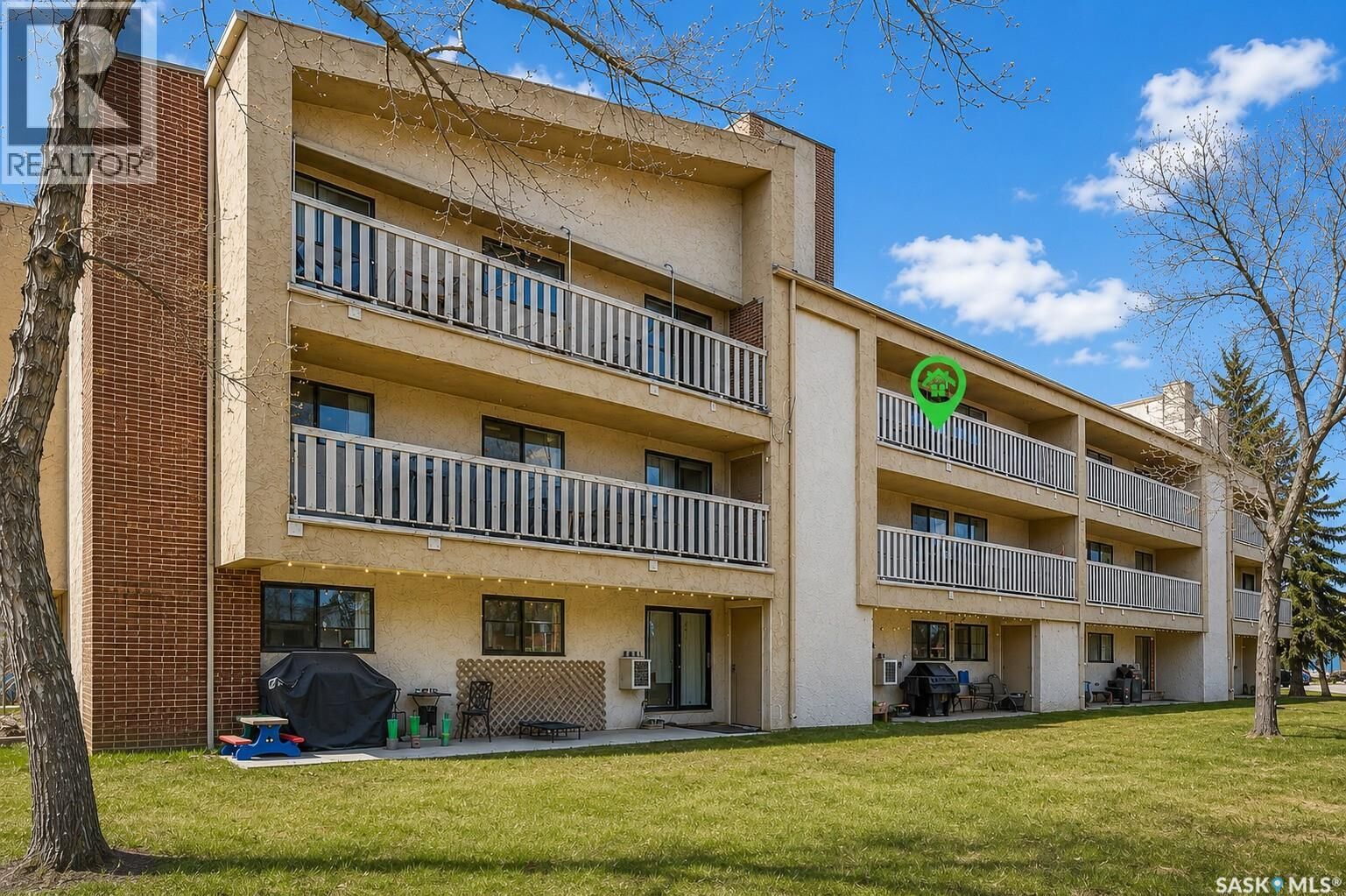 Property Photo:  236 310 Stillwater Drive  SK S7J 4H7 