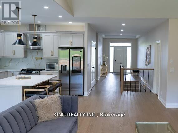 Property Photo: 1043 Kettle Court ON L2A 0E7