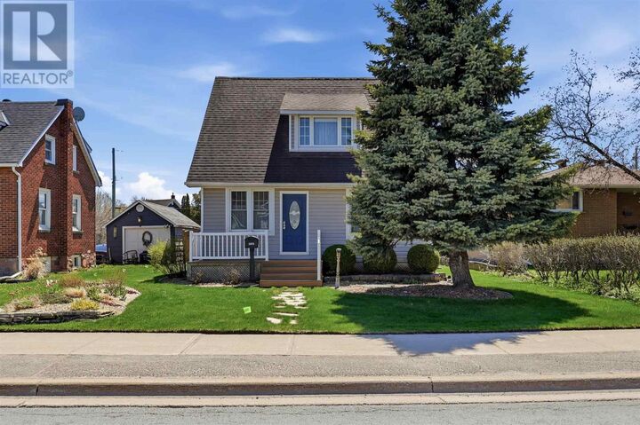 Property Photo:  1073 Wellington St  ON P6A 2P2 