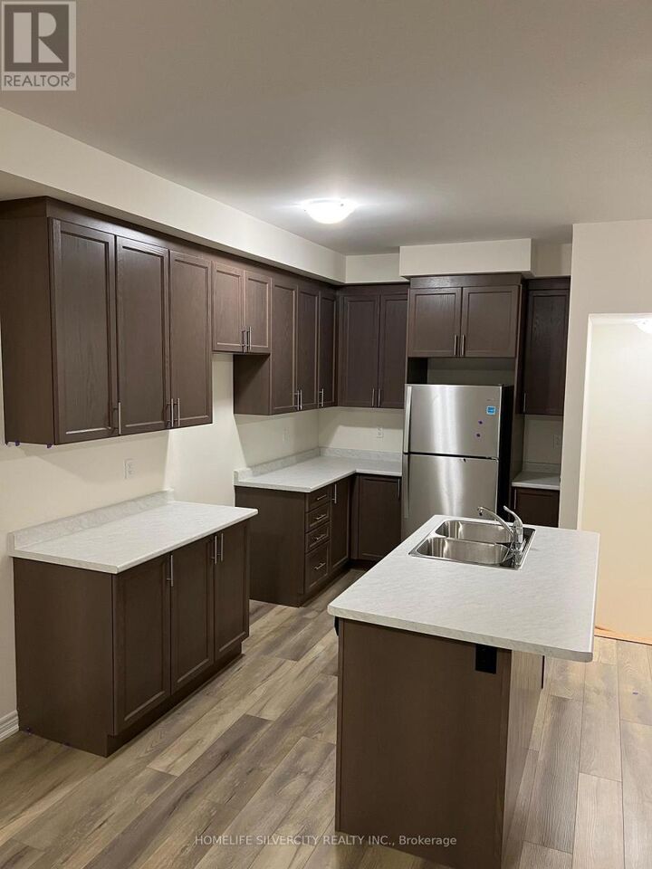 Property Photo:  158 Sonoma Lane  ON L8E 0L1 
