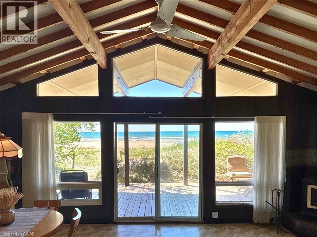 Property Photo:  64 20th Street South  ON N0H 2L0 