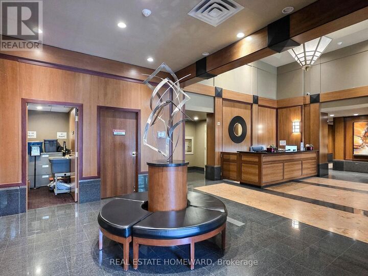 Property Photo:  750 Bay Street 2307  ON M5G 1N6 