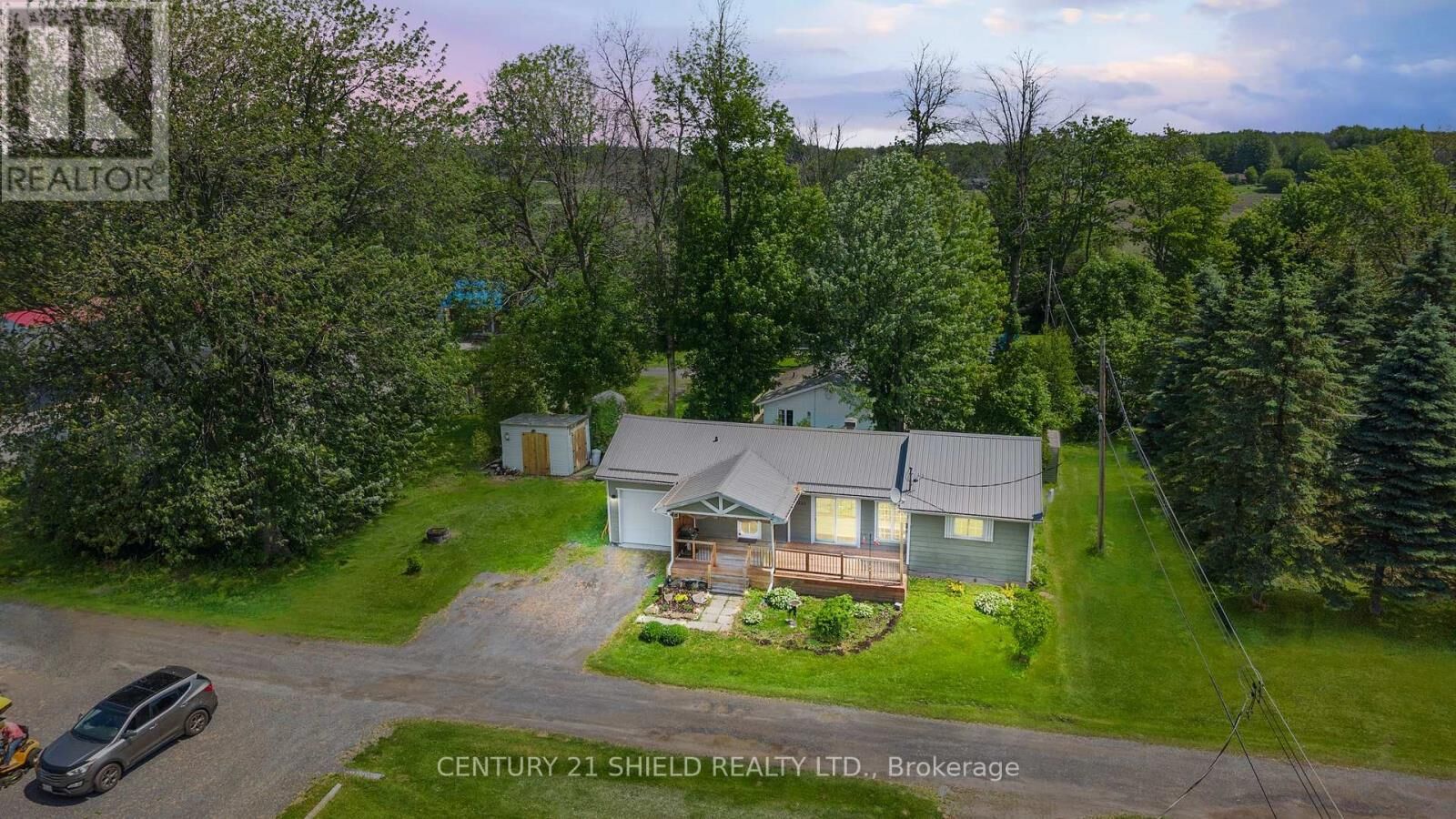 Property Photo:  6235 Maple Avenue  ON K0C 1N0 