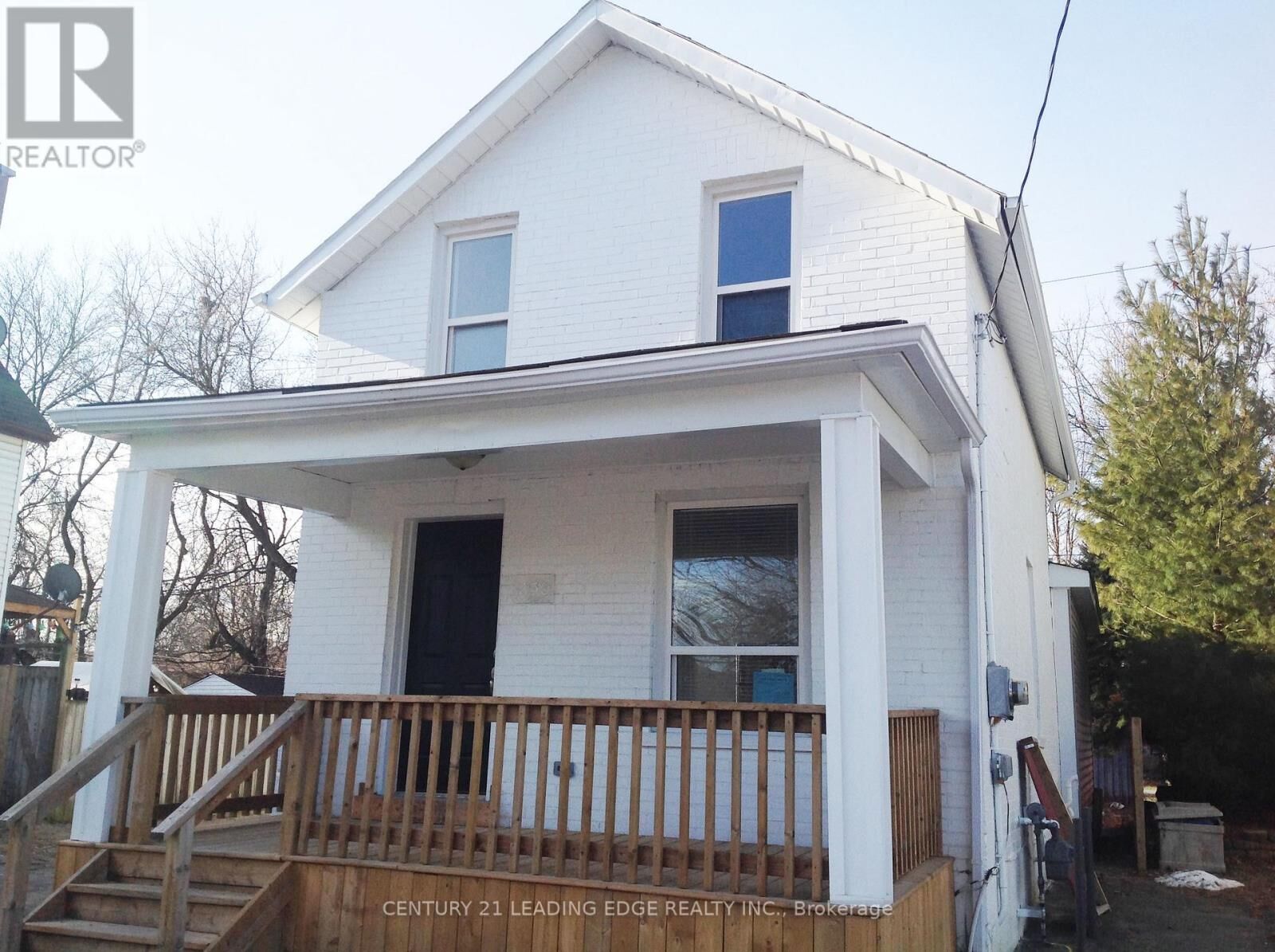 Property Photo: 230 Court Street ON L1H 4W7