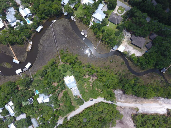 Property Photo:  2 Dog-Hobble Lane  FL 32459 