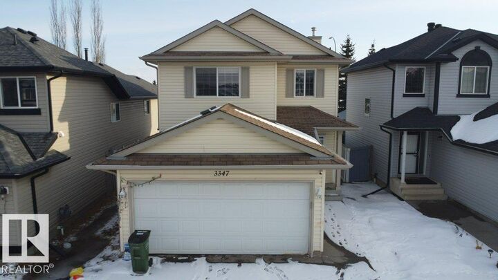 Property Photo:  3347 24 Avenue NW  AB T6T 1Y5 