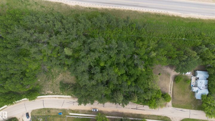 29 Crescent Drive — photo 1