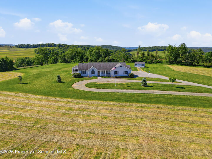 Property Photo:  522 Overlook Drive  PA 18615 