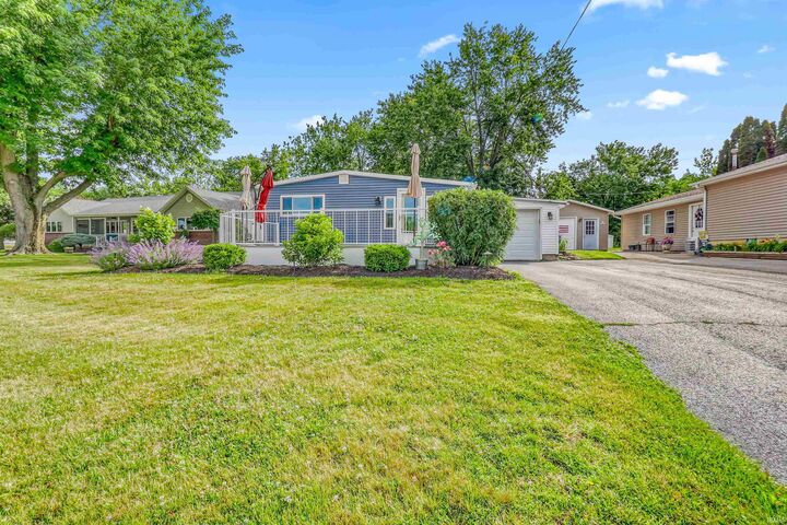 Property Photo:  2515 Ln 150 Hamilton Lk  IN 46742 