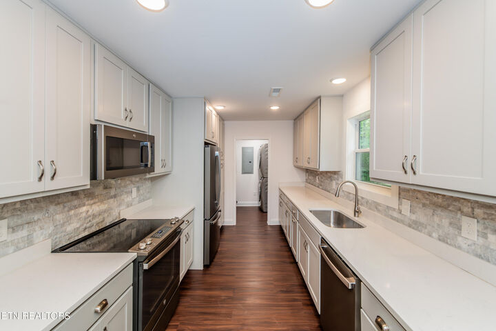 Property Photo:  10426 Rather Rd  TN 37931 